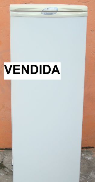x Geladeira Eletrolux - VENDIDA