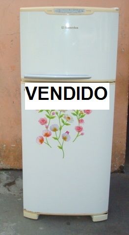 X Geladeira Eletrolux Duplex Frost Free - VENDIDO